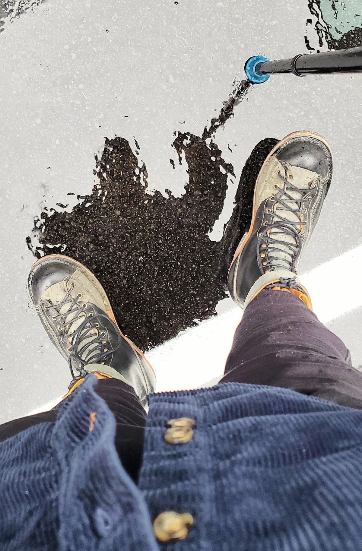 Photo by Akslavelabor on November 13, 2023 of the Frank's Boots Monkey Boot in Horween Black Essex.