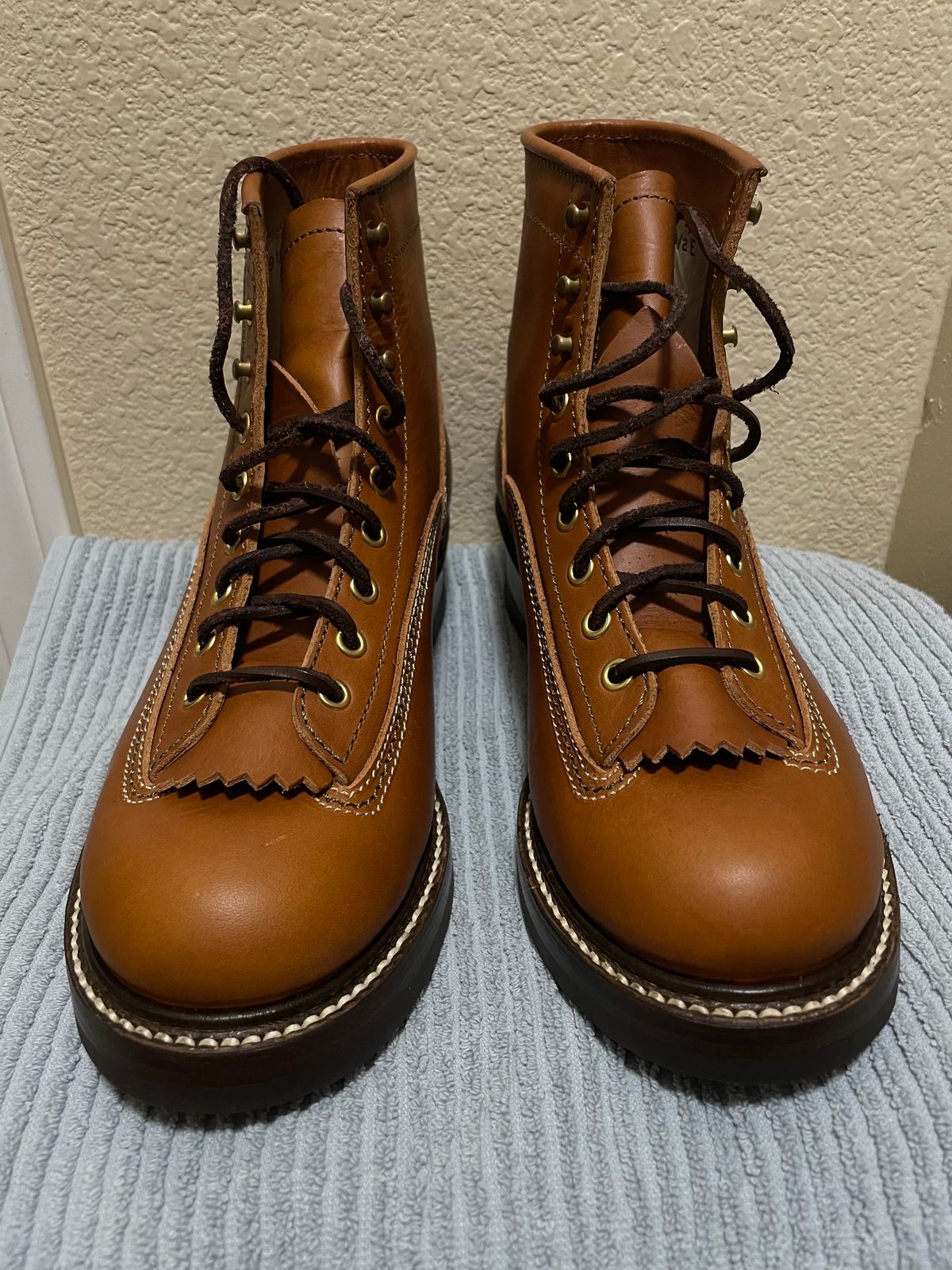 Photo by wildcat98 on October 1, 2023 of the John Lofgren Donkey Puncher Boots in Badalassi Carlo Cognac Minerva.
