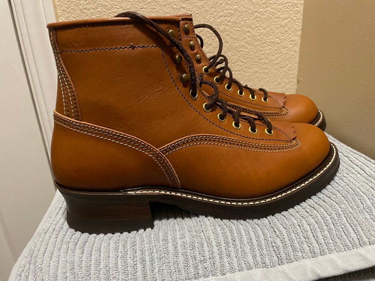 Photo by wildcat98 on October 1, 2023 of the John Lofgren Donkey Puncher Boots in Badalassi Carlo Cognac Minerva.