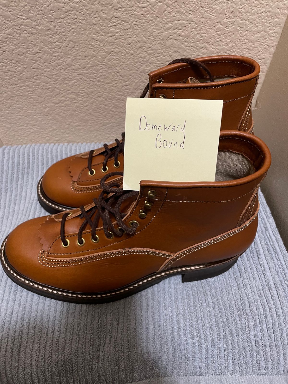 Photo by wildcat98 on October 1, 2023 of the John Lofgren Donkey Puncher Boots in Badalassi Carlo Cognac Minerva.