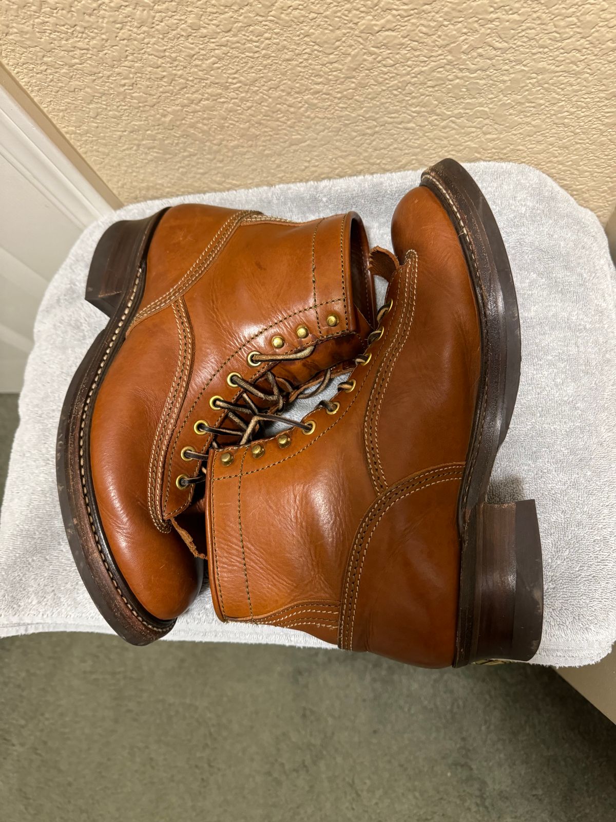 Photo by wildcat98 on January 6, 2024 of the John Lofgren Donkey Puncher Boots in Badalassi Carlo Cognac Minerva.