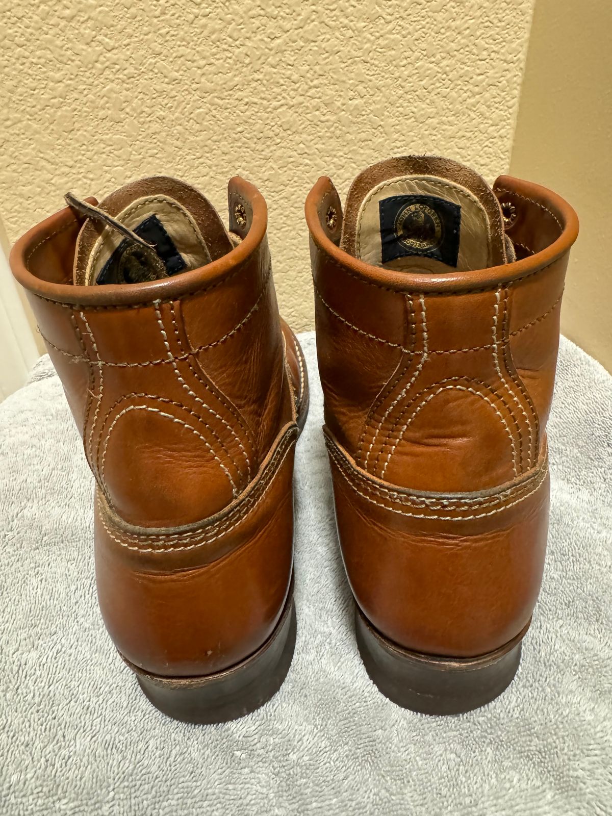 Photo by wildcat98 on April 5, 2024 of the John Lofgren Donkey Puncher Boots in Badalassi Carlo Cognac Minerva.