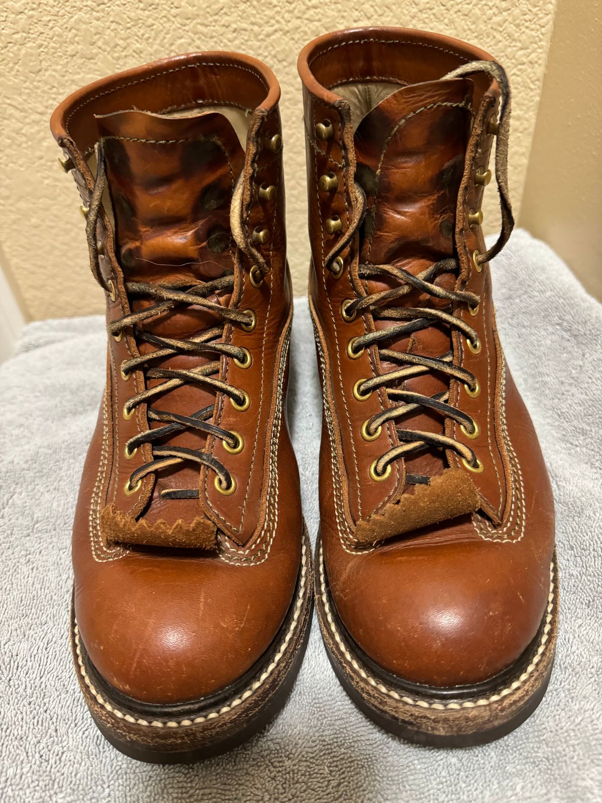 Photo by wildcat98 on April 5, 2024 of the John Lofgren Donkey Puncher Boots in Badalassi Carlo Cognac Minerva.
