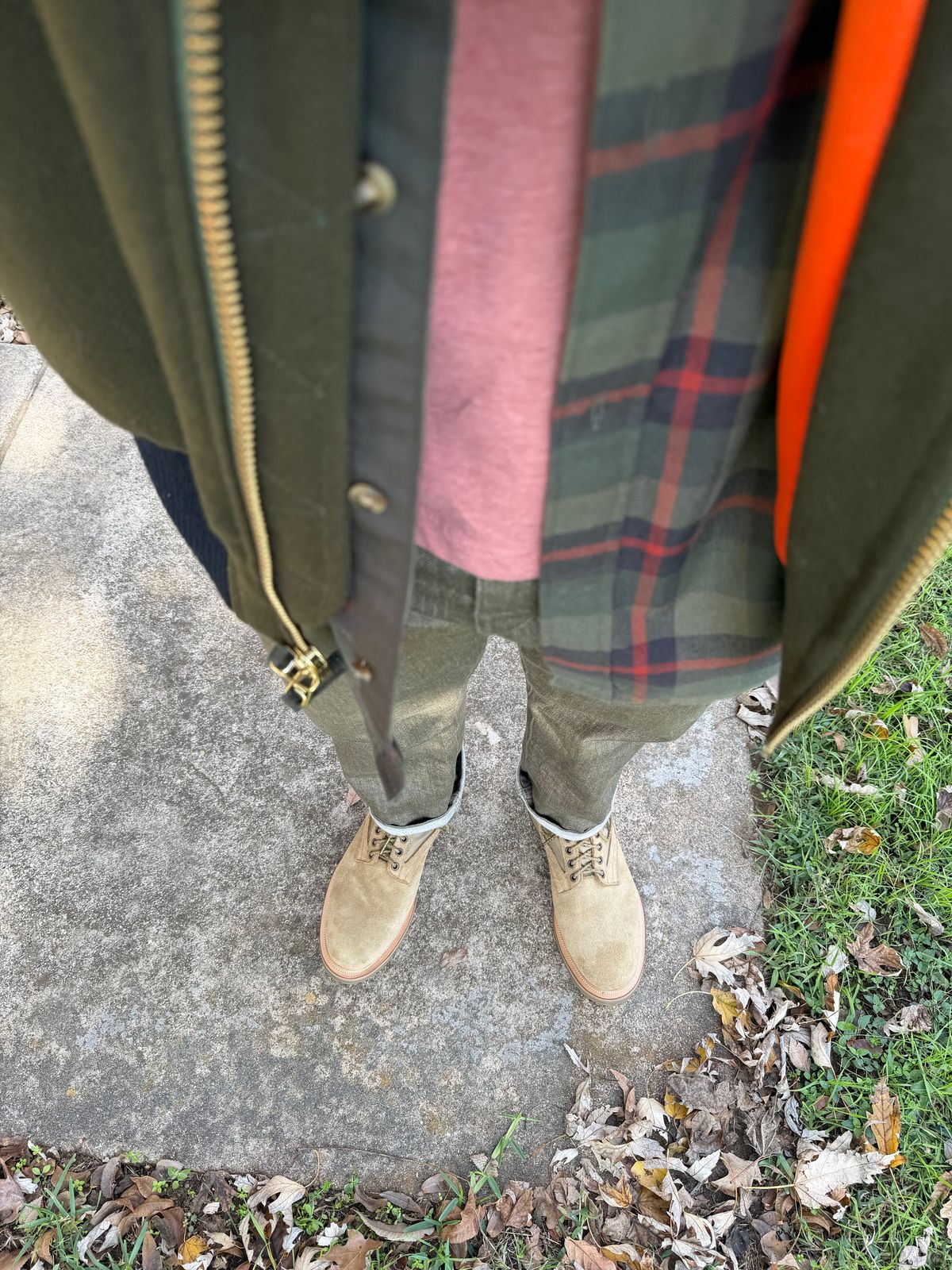 Photo by itsyaboisqueak on December 5, 2025 of the Viberg Jungle Boot V2 in C.F. Stead Waxy Mojave Unicorn Elk RO.