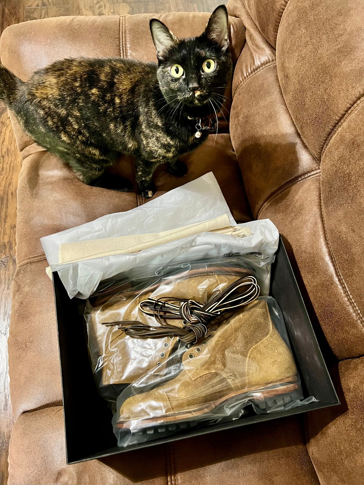 Photo by itsyaboisqueak on November 12, 2023 of the Viberg Service Boot in Horween Wheat Predator Roughout.