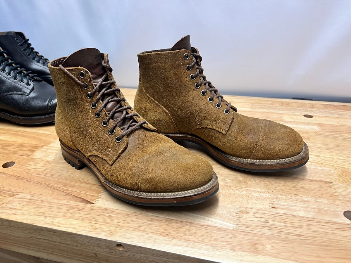 Photo by itsyaboisqueak on August 1, 2025 of the Viberg Service Boot in Horween Wheat Predator Roughout.