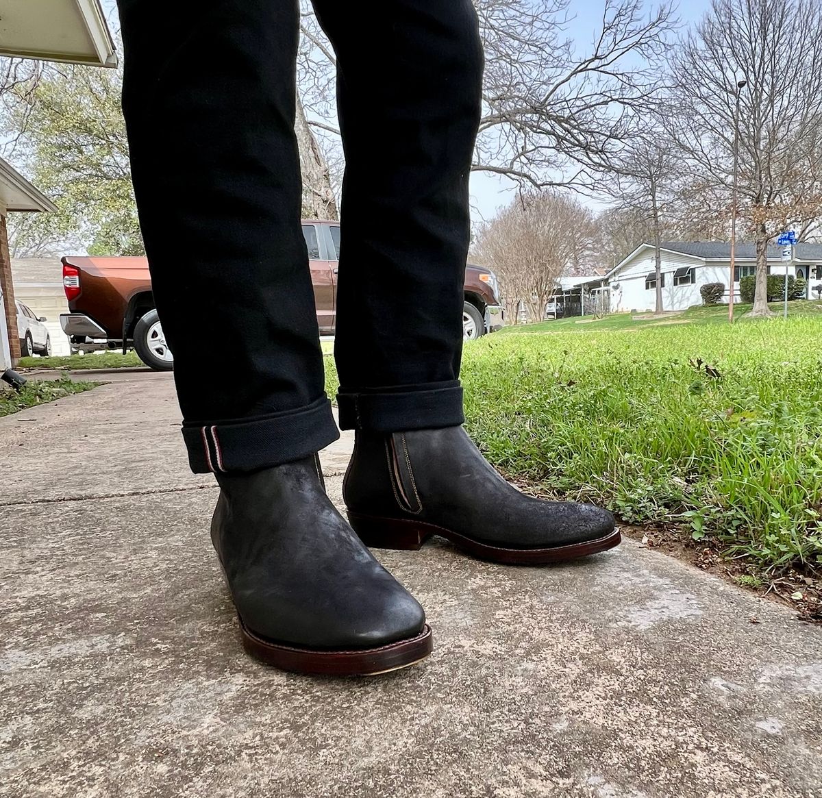 Photo by itsyaboisqueak on March 14, 2025 of the Fortis Boots Antasena in Maryam Andrea Reverse Overdye.