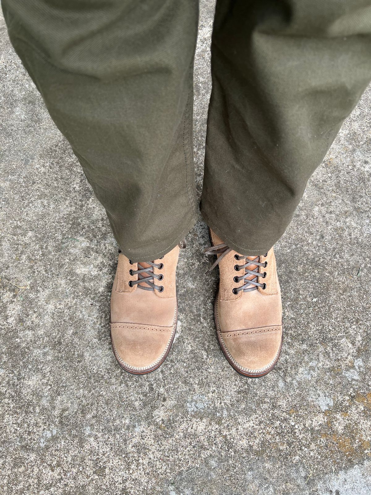 Photo by itsyaboisqueak on July 27, 2025 of the Viberg Service Boot BCT in Horween Marine Field Roughout.