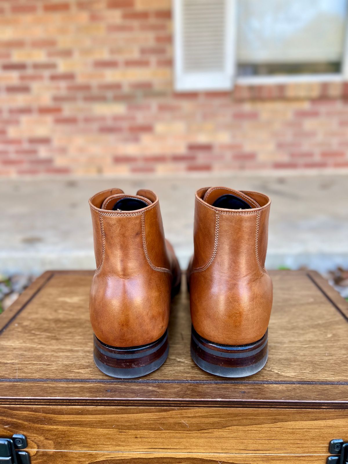 Photo by itsyaboisqueak on February 3, 2025 of the Viberg Service Boot in Conceria 800 Antique Oiled Vacchetta.