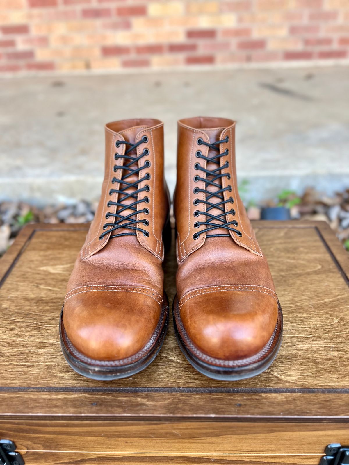 Photo by itsyaboisqueak on February 3, 2025 of the Viberg Service Boot in Conceria 800 Antique Oiled Vacchetta.