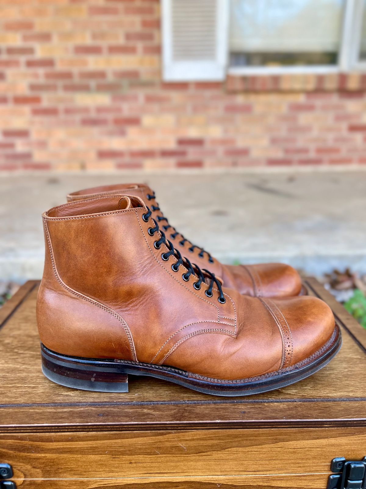 Photo by itsyaboisqueak on February 3, 2025 of the Viberg Service Boot in Conceria 800 Antique Oiled Vacchetta.