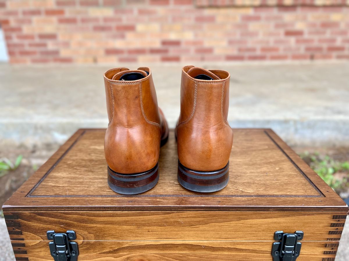 Photo by itsyaboisqueak on March 3, 2025 of the Viberg Service Boot in Conceria 800 Antique Oiled Vacchetta.