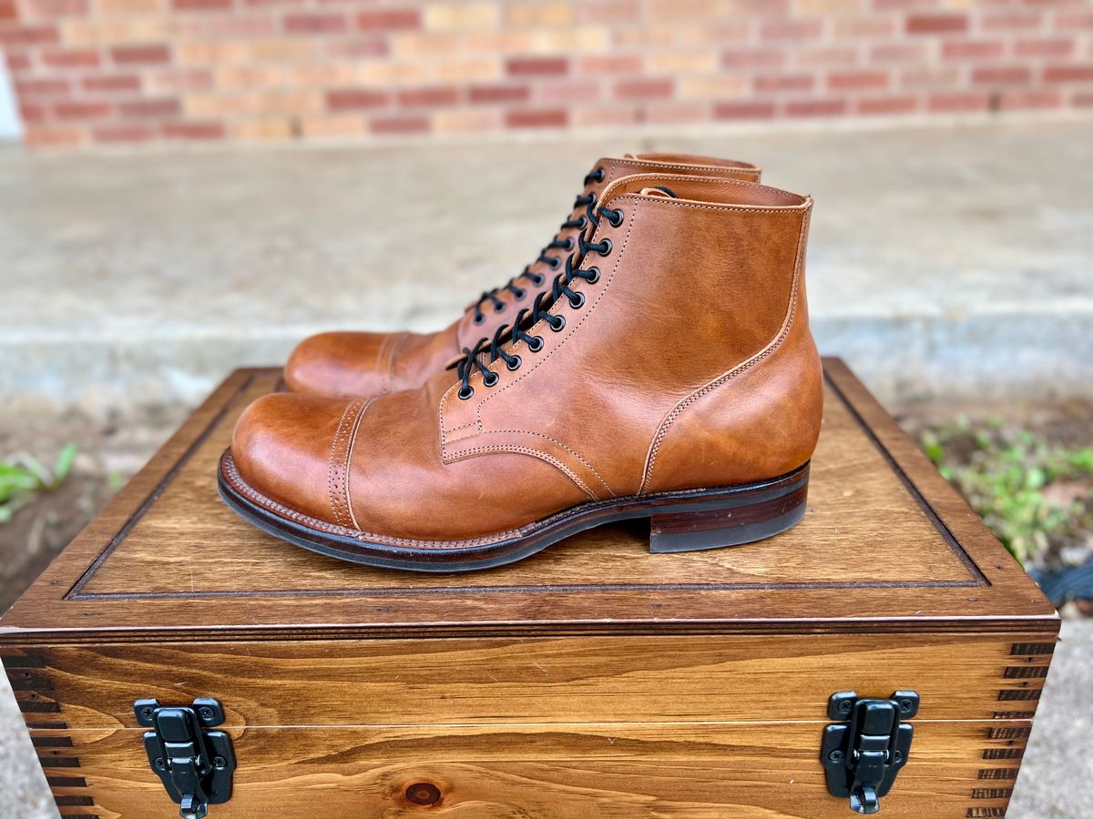 Photo by itsyaboisqueak on March 3, 2025 of the Viberg Service Boot in Conceria 800 Antique Oiled Vacchetta.