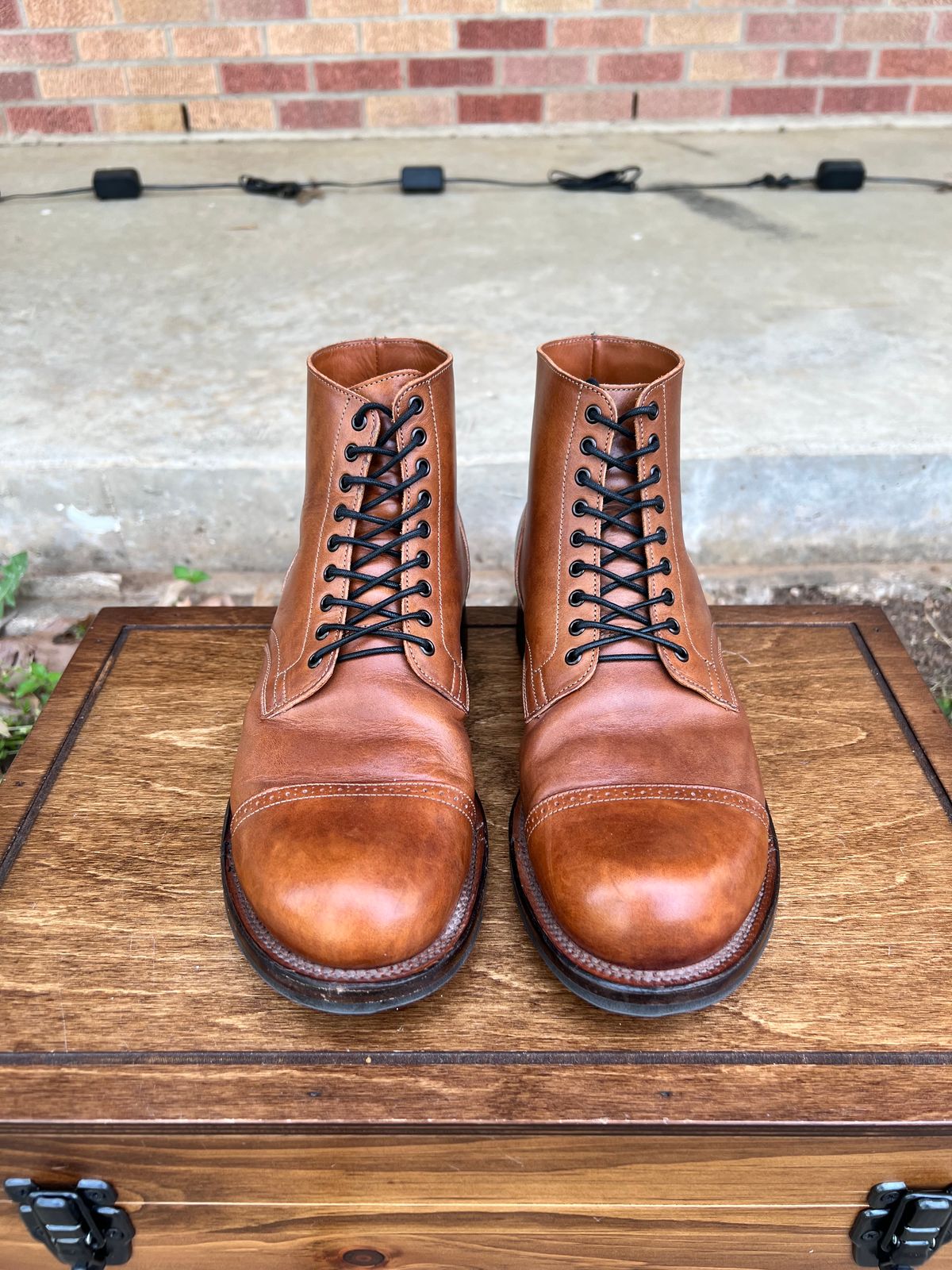 Photo by itsyaboisqueak on April 1, 2025 of the Viberg Service Boot in Conceria 800 Antique Oiled Vacchetta.
