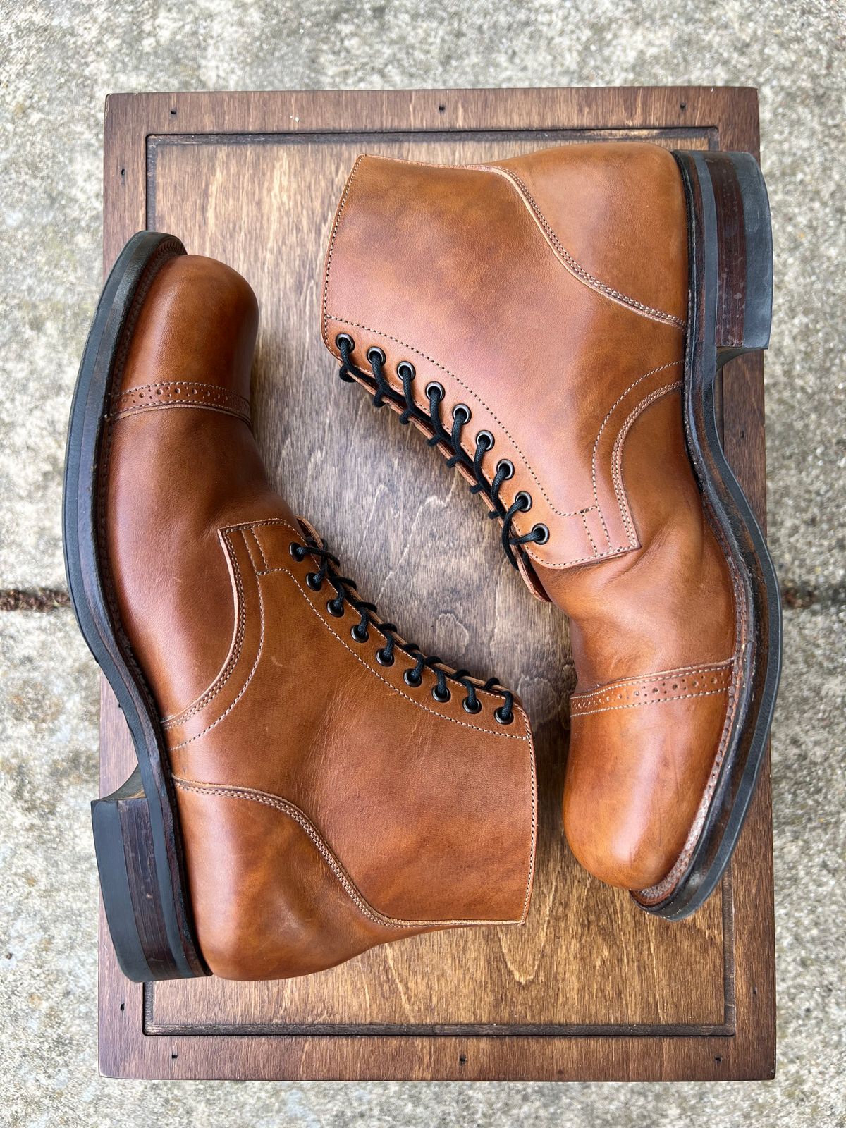 Photo by itsyaboisqueak on April 1, 2025 of the Viberg Service Boot in Conceria 800 Antique Oiled Vacchetta.