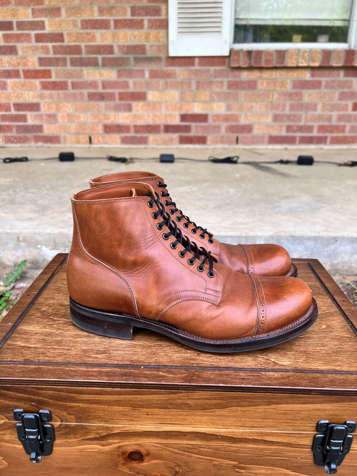 Photo by itsyaboisqueak on April 1, 2025 of the Viberg Service Boot in Conceria 800 Antique Oiled Vacchetta.