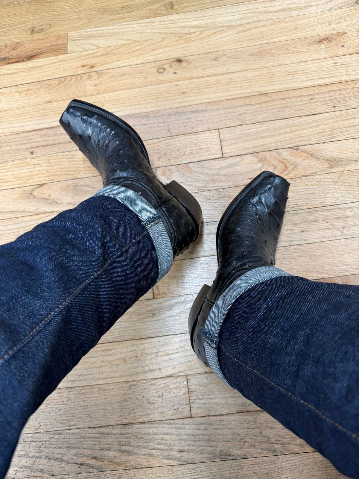 Photo by itsyaboisqueak on February 14, 2026 of the Allen’s Boots Cowboy Boot in Black Full Quill Ostrich.