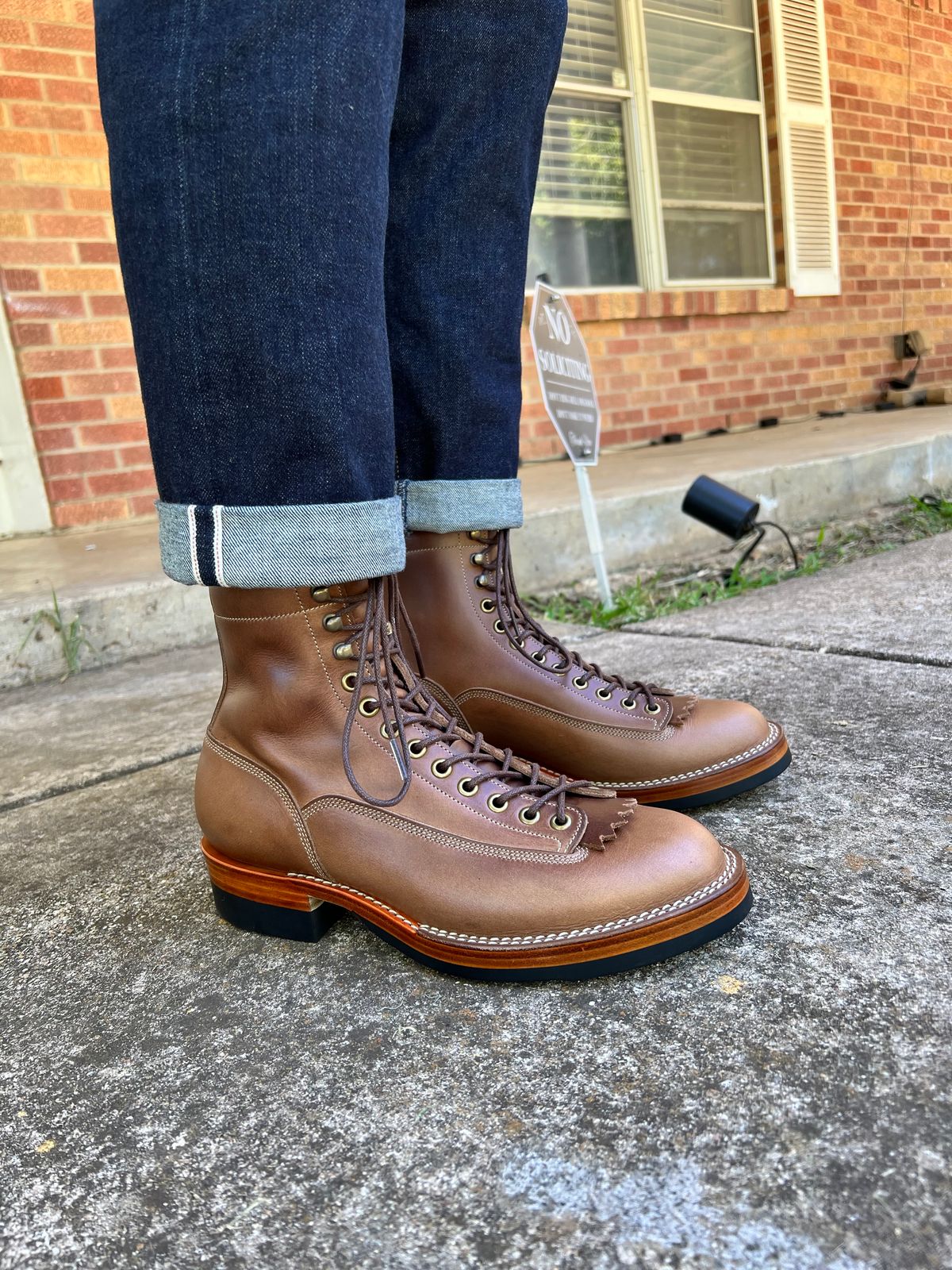 Photo by itsyaboisqueak on July 23, 2025 of the Onderhoud LCV01 Lineman Boot in Horween Natural Chromexcel.