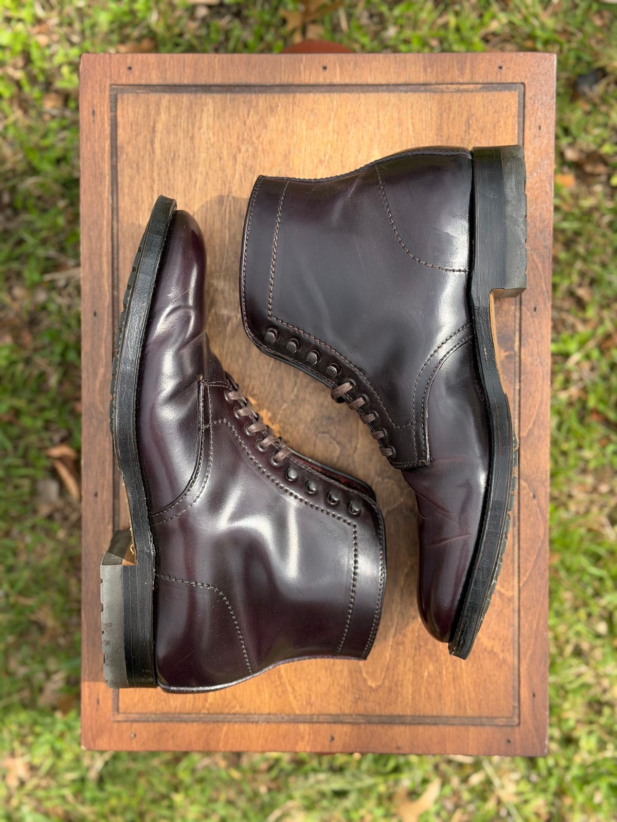 Photo by itsyaboisqueak on March 1, 2026 of the Alden 4600H Plain Toe Boot in Horween Color 8 Shell Cordovan.