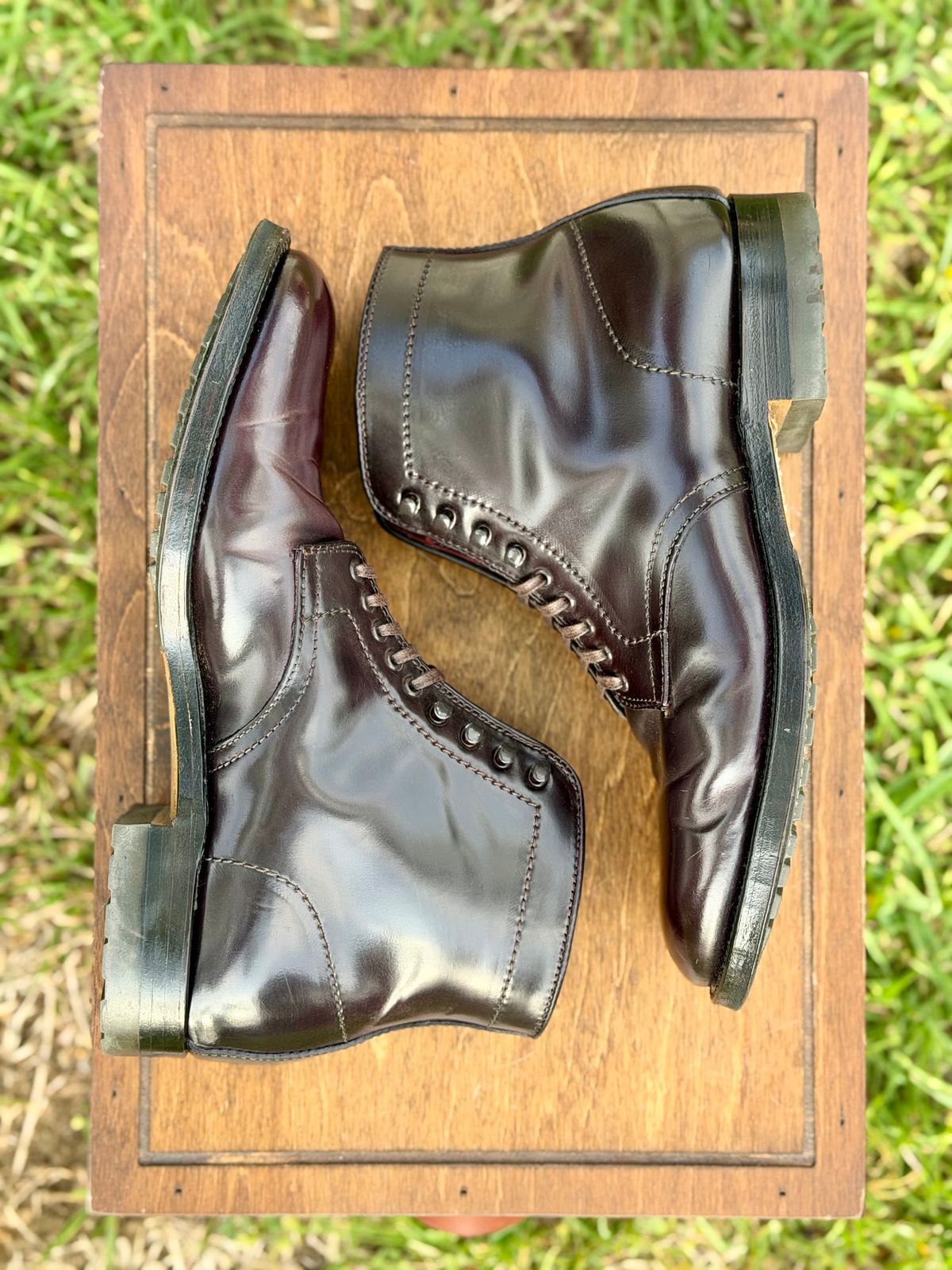 Photo by itsyaboisqueak on April 1, 2026 of the Alden 4600H Plain Toe Boot in Horween Color 8 Shell Cordovan.