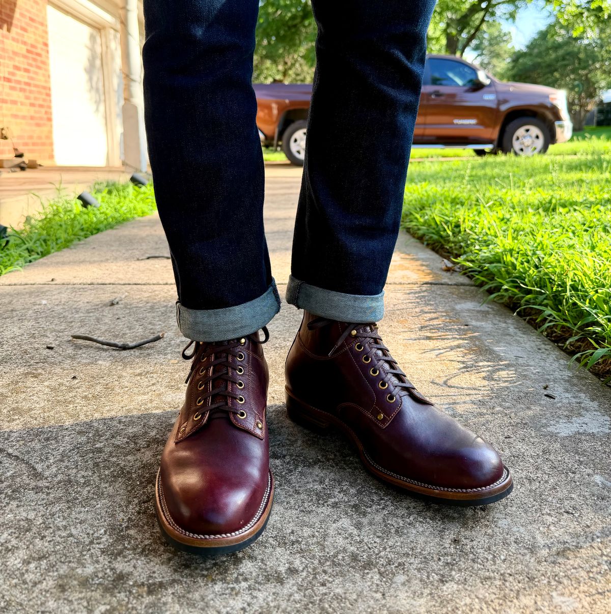 Photo by itsyaboisqueak on June 10, 2026 of the Iron Boots x Østmo Type 1 in Maryam Hand-Dyed Burgundy Washed Horsehide.