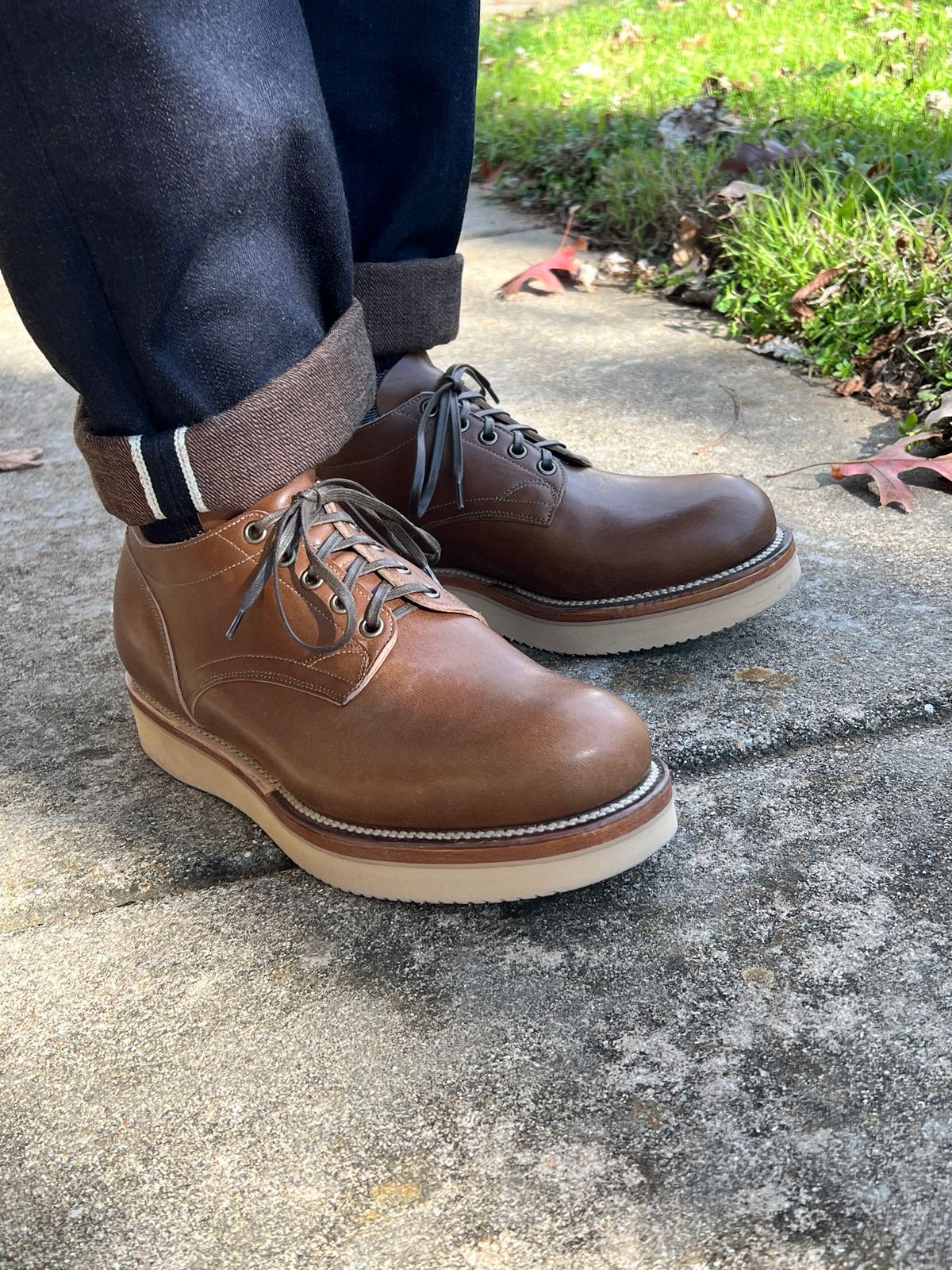 Photo by itsyaboisqueak on January 7, 2025 of the Viberg 145 Oxford in Maryam Toscanello Lucida Horsebutt.