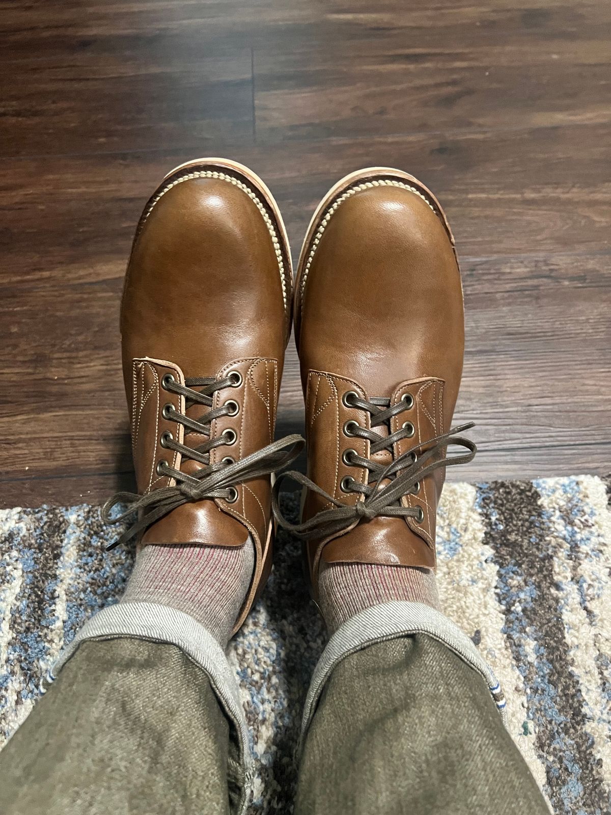 Photo by itsyaboisqueak on July 24, 2025 of the Viberg 145 Oxford in Maryam Toscanello Lucida Horsebutt.