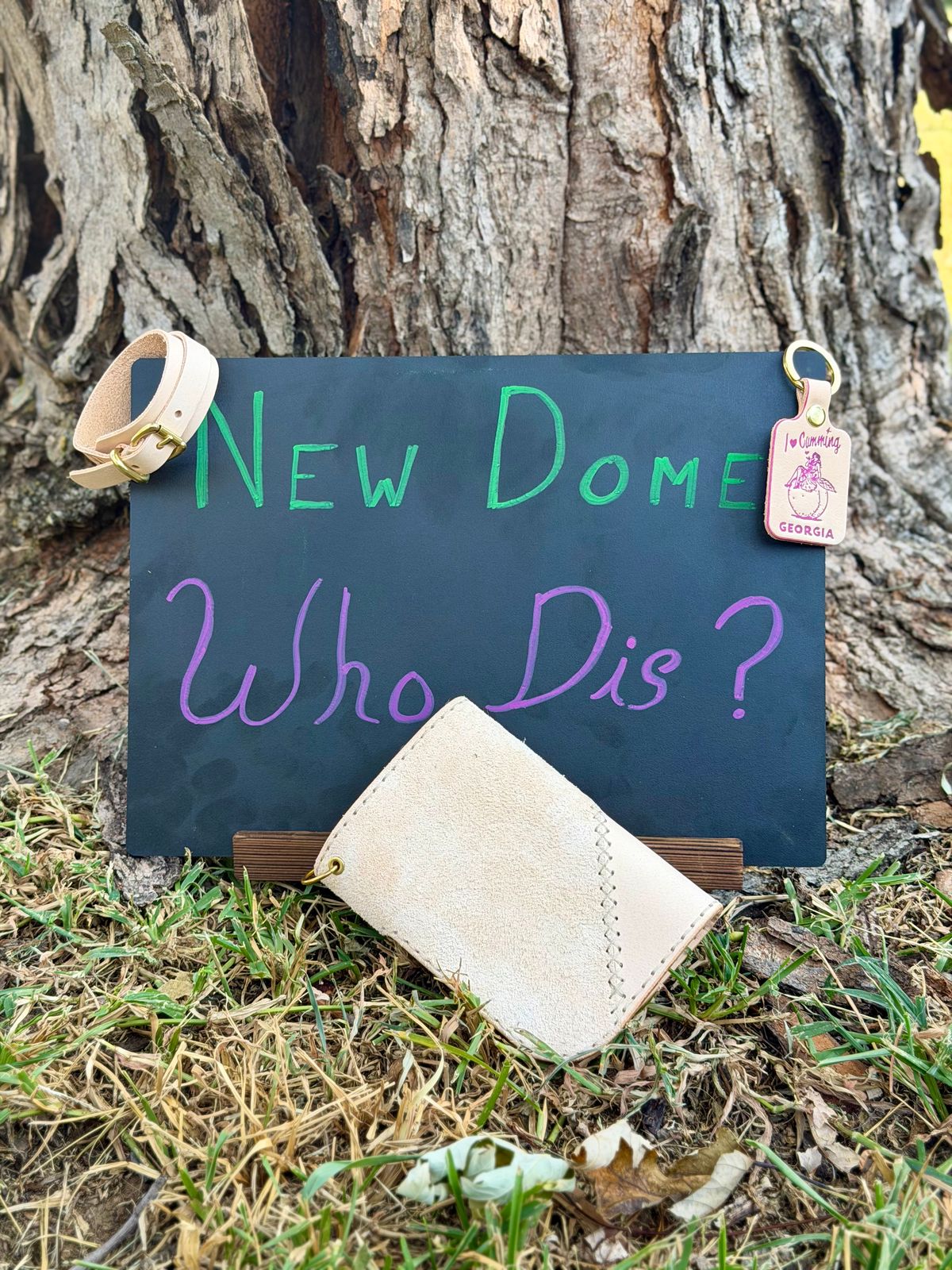 Photo by itsyaboisqueak on October 2, 2025 of the Harker Leatherworks FrankenWallet in Natural Veg Tan Smooth/Roughout.
