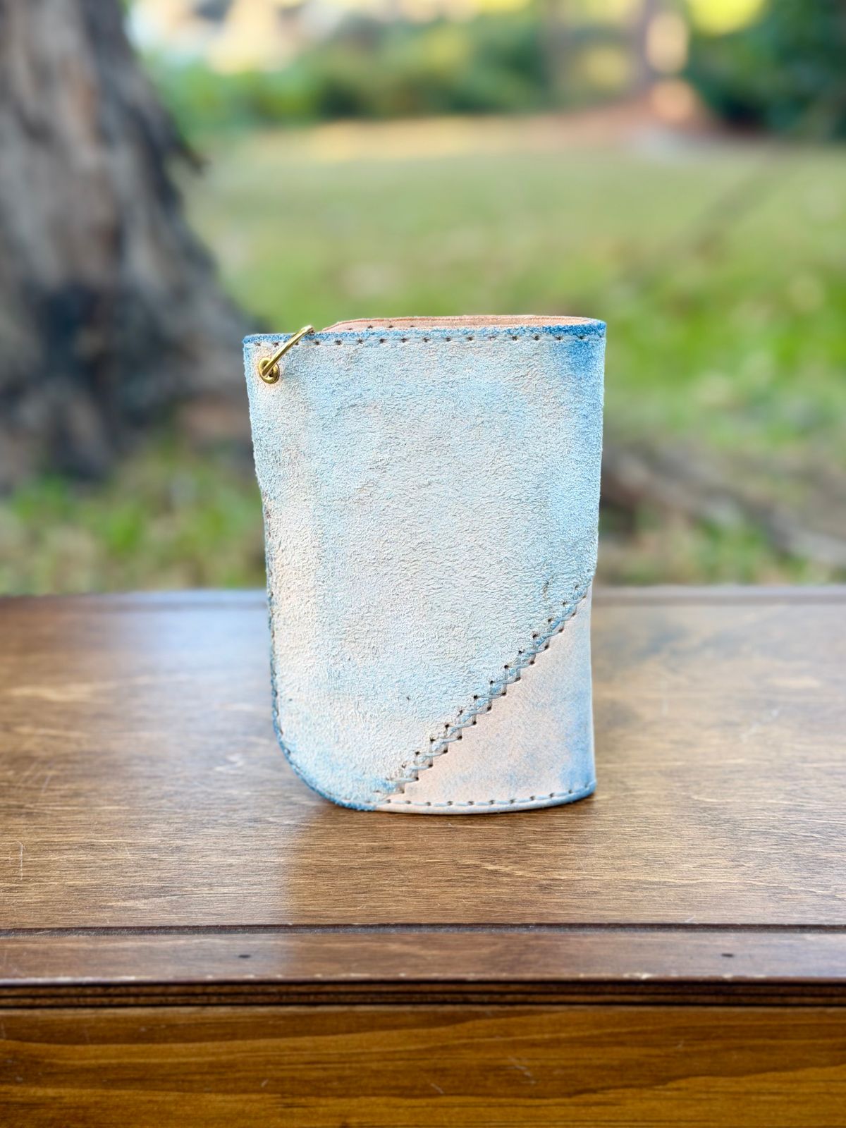 Photo by itsyaboisqueak on November 3, 2025 of the Harker Leatherworks FrankenWallet in Natural Veg Tan Smooth/Roughout.