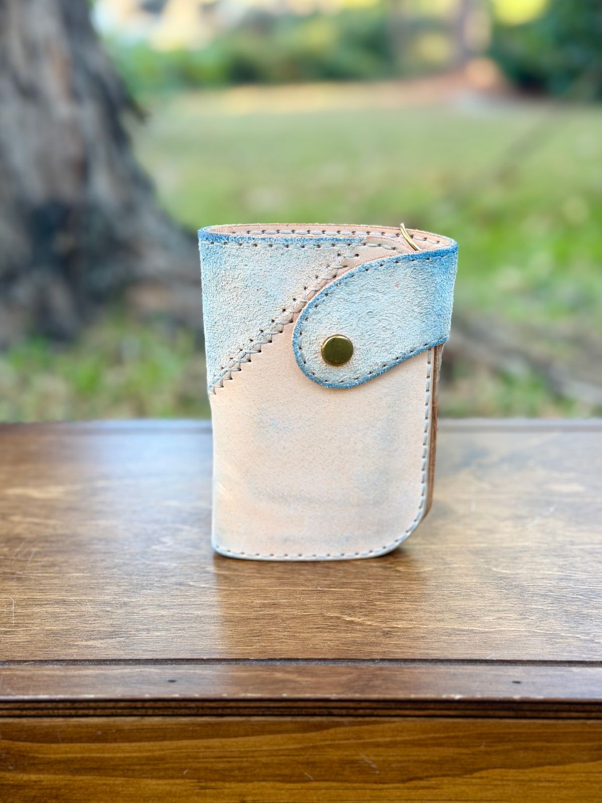 Photo by itsyaboisqueak on November 3, 2025 of the Harker Leatherworks FrankenWallet in Natural Veg Tan Smooth/Roughout.