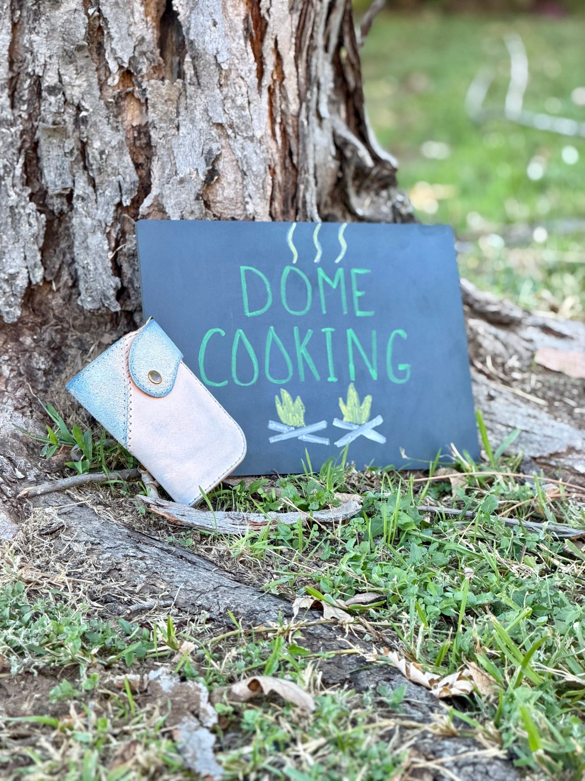 Photo by itsyaboisqueak on November 3, 2025 of the Harker Leatherworks FrankenWallet in Natural Veg Tan Smooth/Roughout.