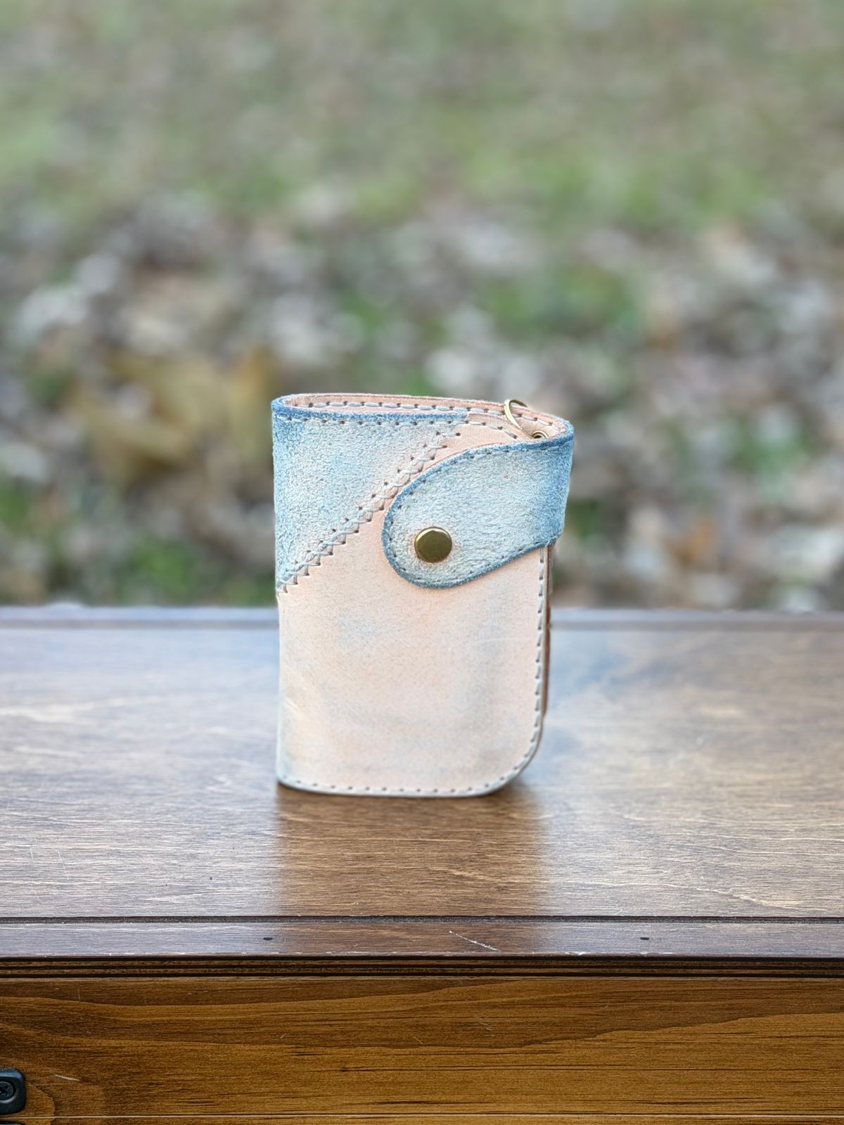 Photo by itsyaboisqueak on January 2, 2026 of the Harker Leatherworks FrankenWallet in Natural Veg Tan Smooth/Roughout.