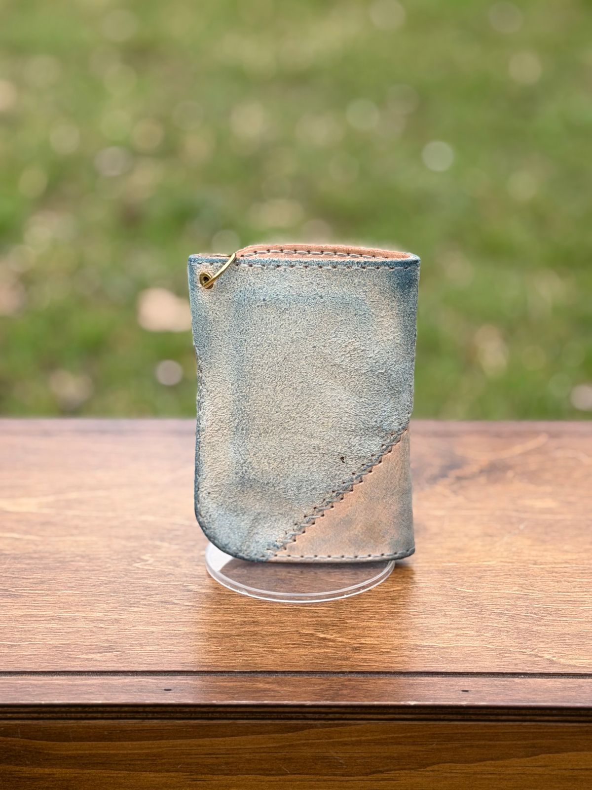 Photo by itsyaboisqueak on March 1, 2026 of the Harker Leatherworks FrankenWallet in Natural Veg Tan Smooth/Roughout.