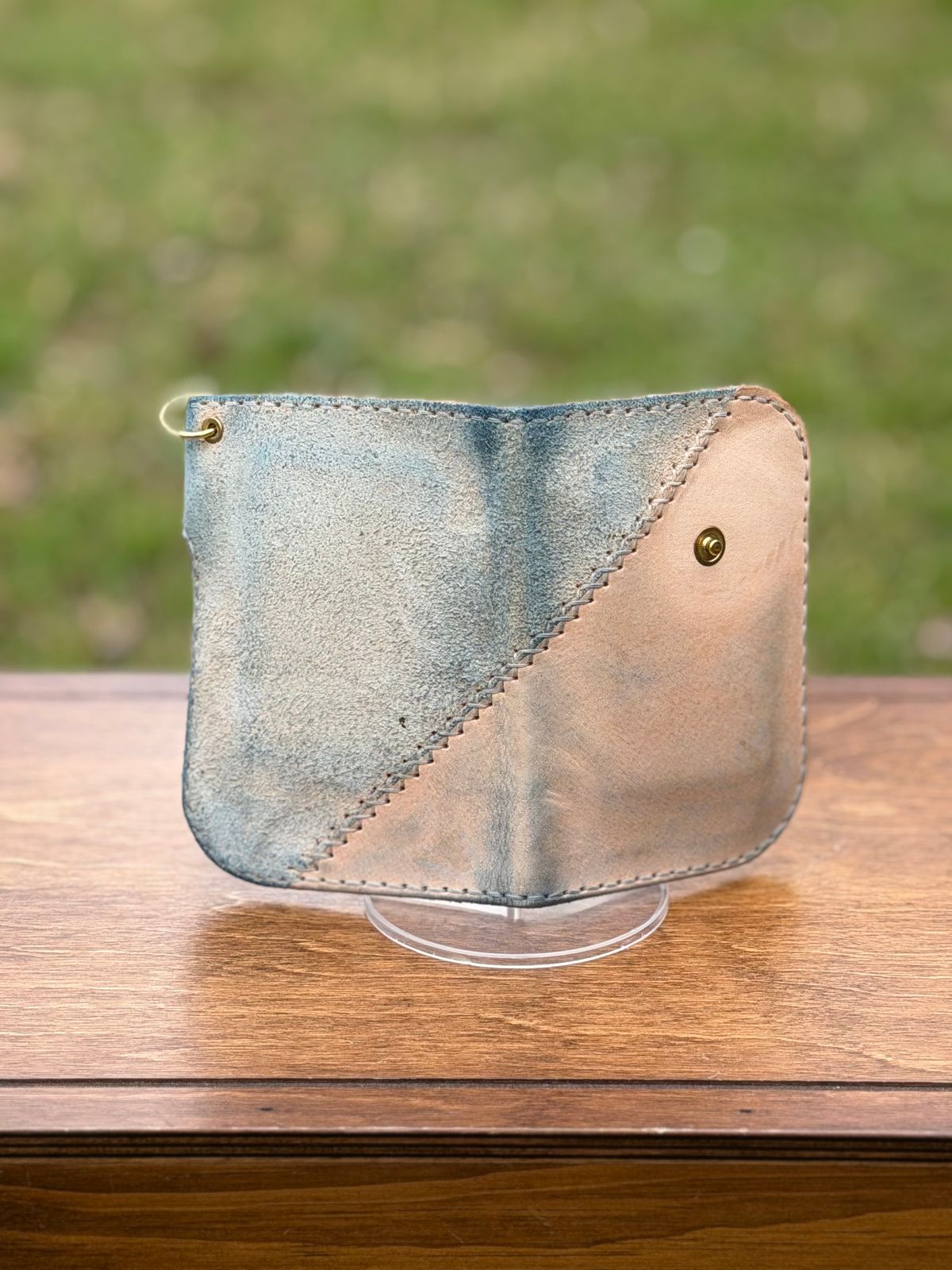 Photo by itsyaboisqueak on March 1, 2026 of the Harker Leatherworks FrankenWallet in Natural Veg Tan Smooth/Roughout.