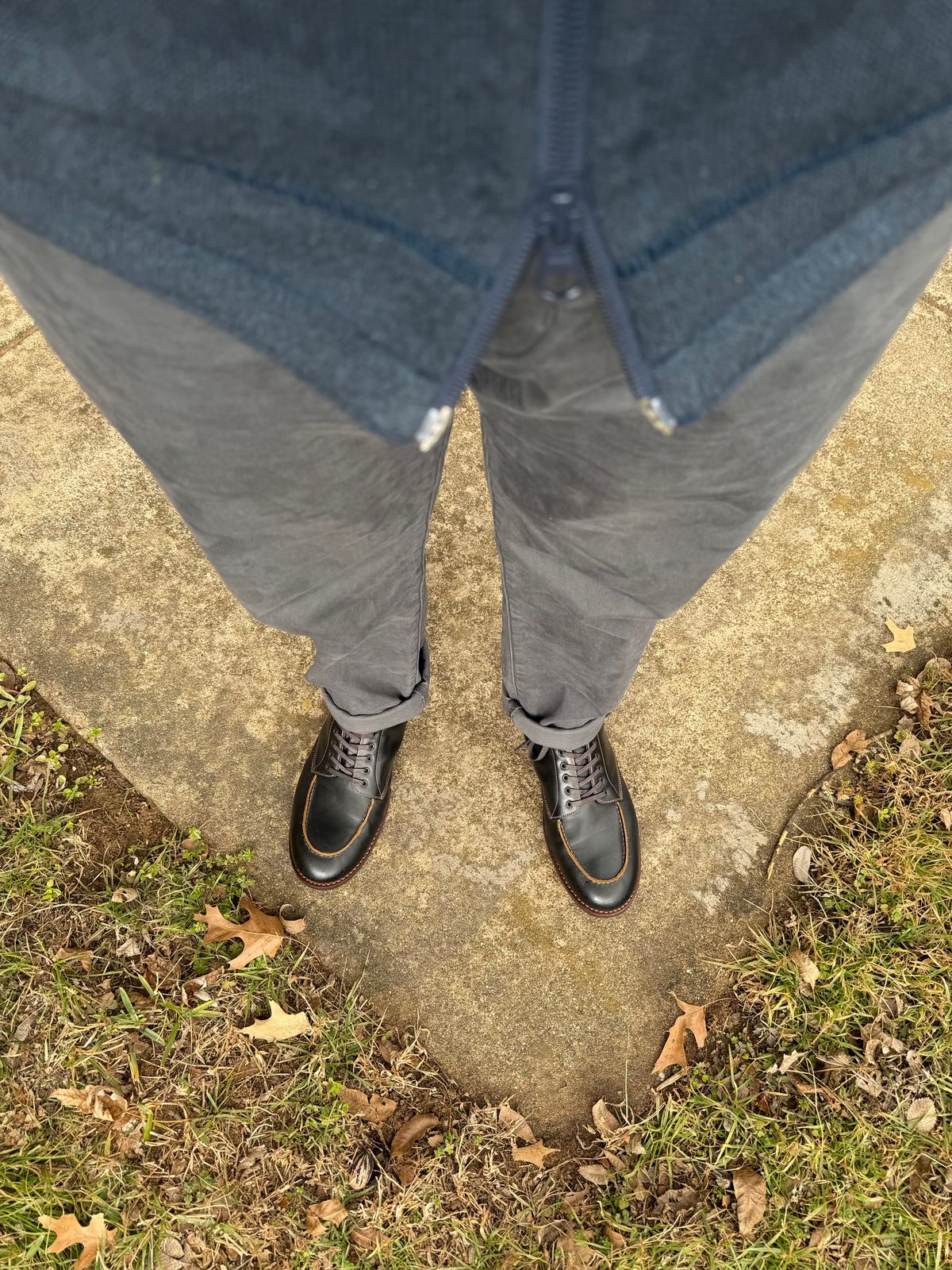 Photo by itsyaboisqueak on February 3, 2026 of the The 2 Monkeys Sportif Boots in Teacore Black Calf.