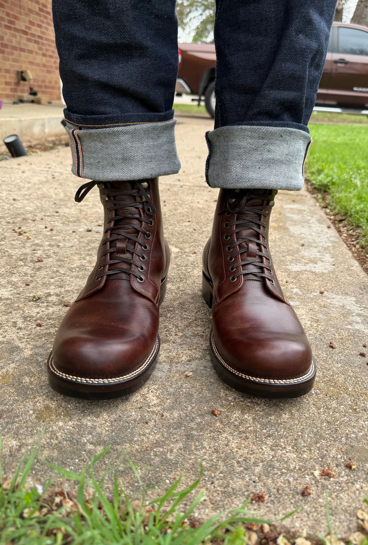 Photo by itsyaboisqueak on March 10, 2026 of the Skuce 7” Boot in Badalassi Carlo Walnut Nemesis.