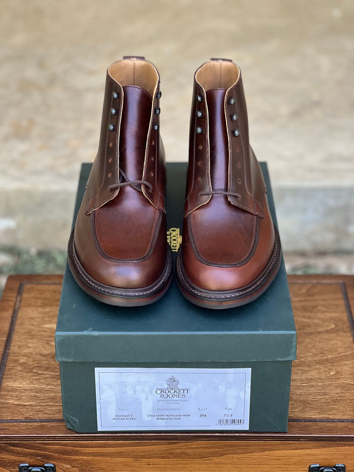 Photo by itsyaboisqueak on September 12, 2025 of the Crockett & Jones Donegal 2 in Chocolate Hurricane Hide.