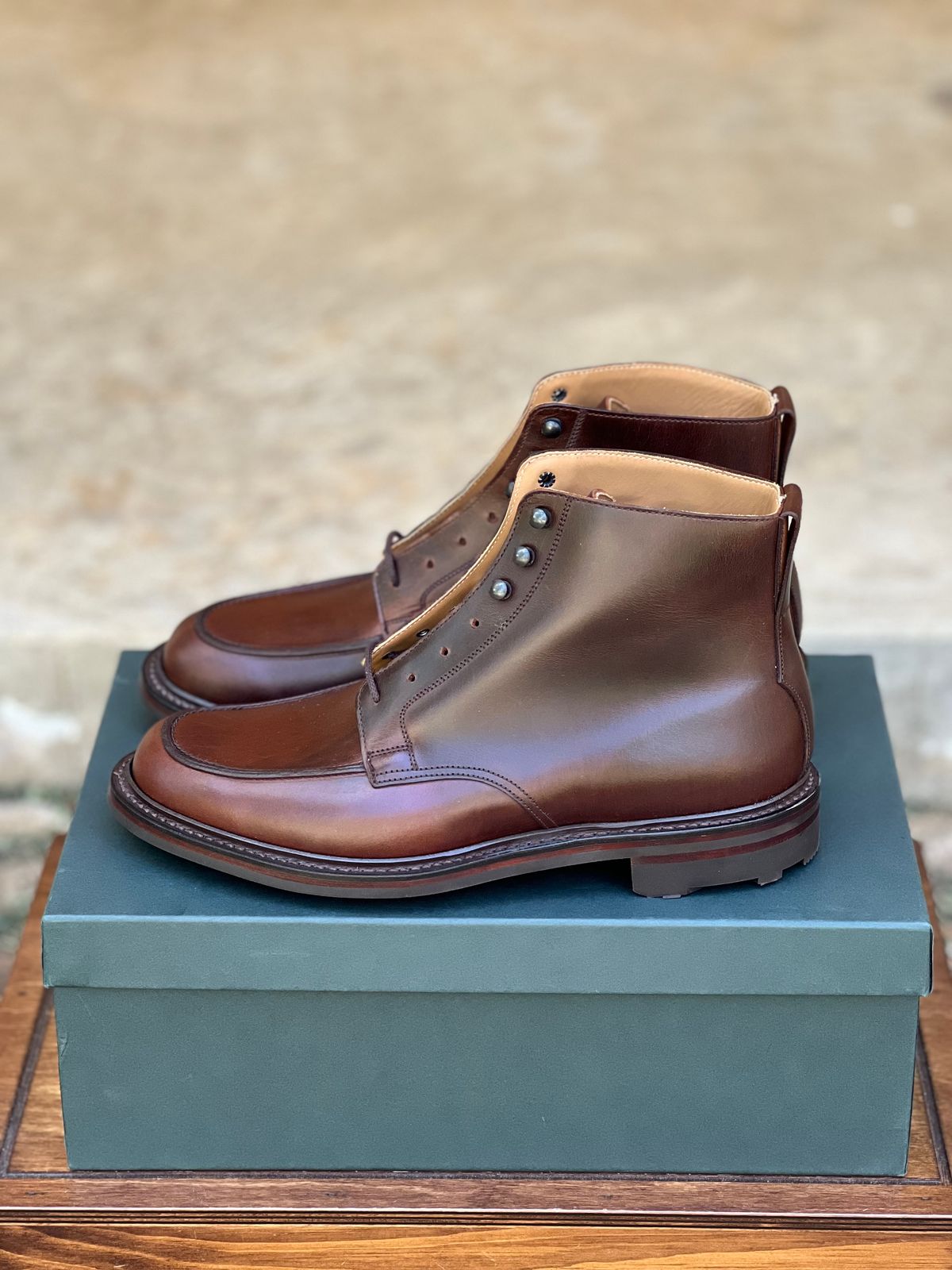 Photo by itsyaboisqueak on September 12, 2025 of the Crockett & Jones Donegal 2 in Chocolate Hurricane Hide.