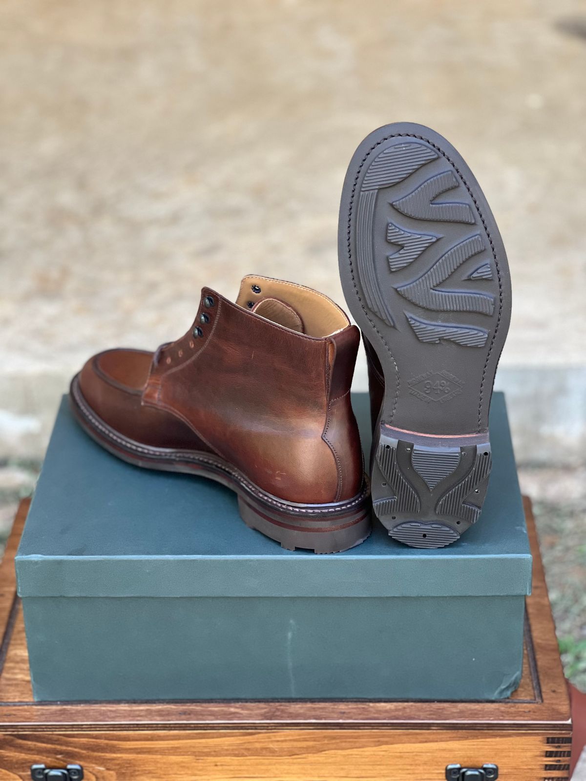 Photo by itsyaboisqueak on September 12, 2025 of the Crockett & Jones Donegal 2 in Chocolate Hurricane Hide.