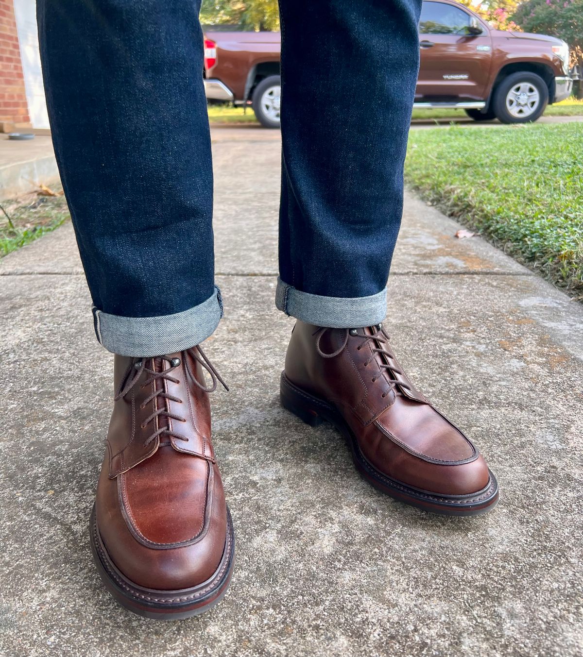 Photo by itsyaboisqueak on September 16, 2025 of the Crockett & Jones Donegal 2 in Chocolate Hurricane Hide.