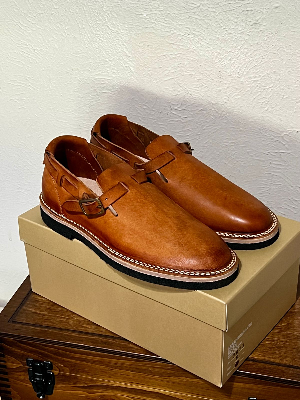 Photo by itsyaboisqueak on August 8, 2025 of the Moto Belt Slip On in Italian Cow Leather.