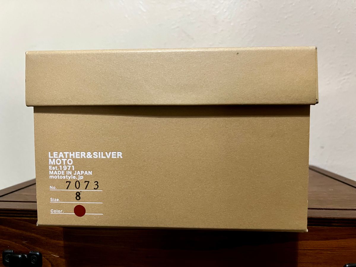 Photo by itsyaboisqueak on August 8, 2025 of the Moto Belt Slip On in Italian Cow Leather.