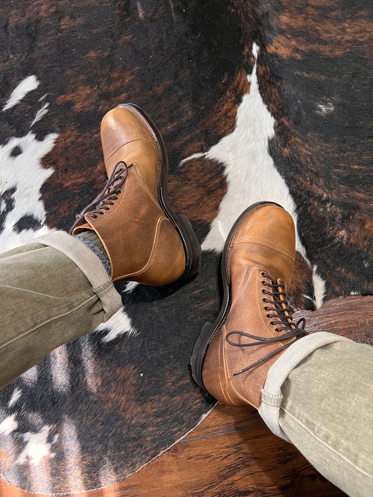 Photo by itsyaboisqueak on August 24, 2025 of the Viberg N-1 in Horween Natural Cypress.