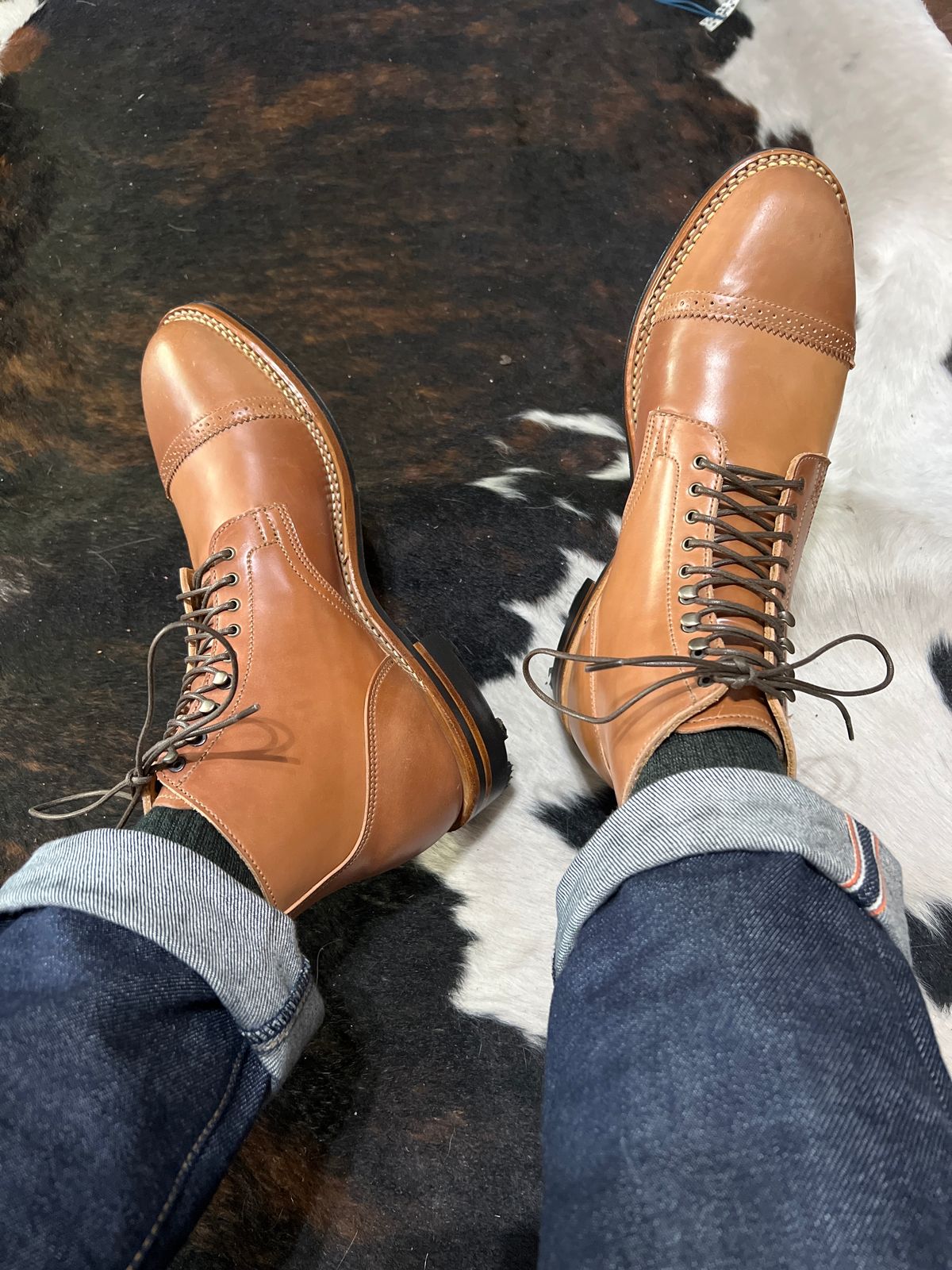 Photo by itsyaboisqueak on December 1, 2024 of the Viberg Service Boot in Horween Natural Shell Cordovan.