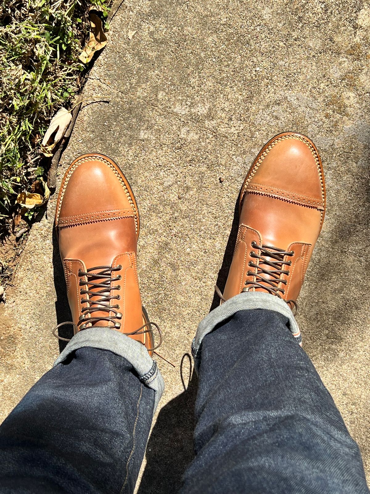 Photo by itsyaboisqueak on December 1, 2024 of the Viberg Service Boot in Horween Natural Shell Cordovan.