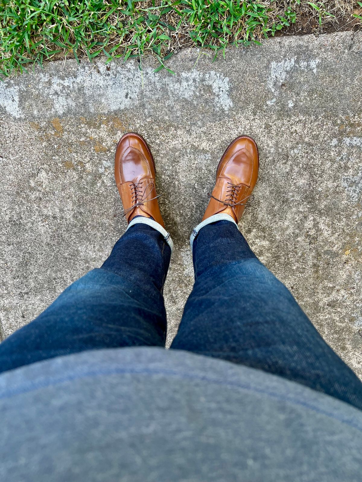 Photo by itsyaboisqueak on August 6, 2025 of the Alden V-Tip Blucher in Horween Whisky Shell Cordovan.