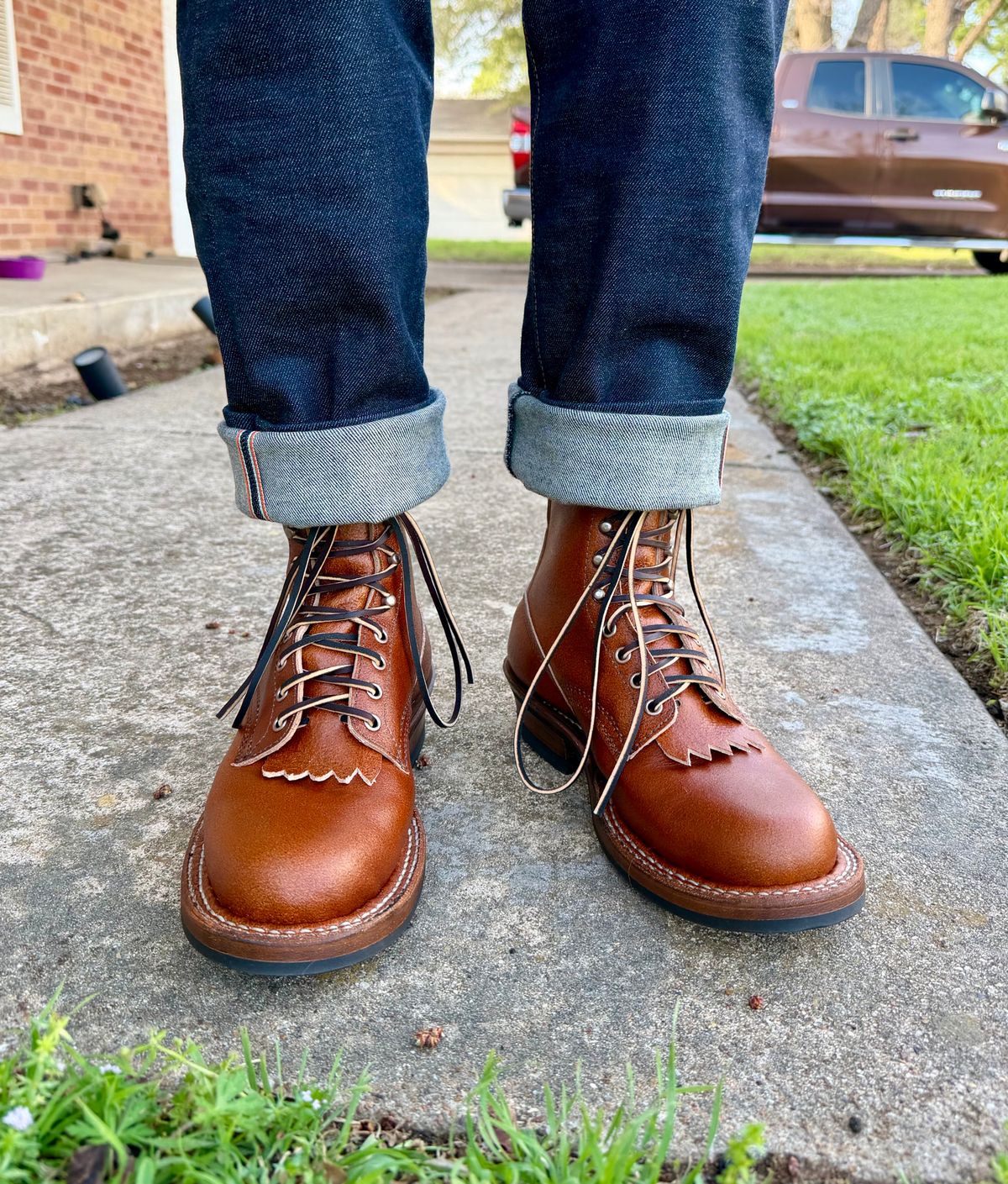 Photo by itsyaboisqueak on March 5, 2026 of the White's 350 Cruiser in Tan Waxed Flesh Essex.