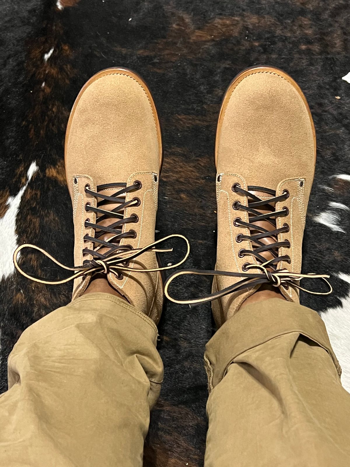 Photo by itsyaboisqueak on December 23, 2024 of the Viberg DeeCee Style Boondocker in Horween Marine Field Roughout.