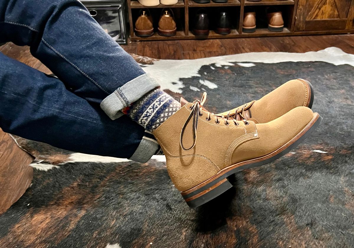 Photo by itsyaboisqueak on August 27, 2025 of the Viberg DeeCee Style Boondocker in Horween Marine Field Roughout.