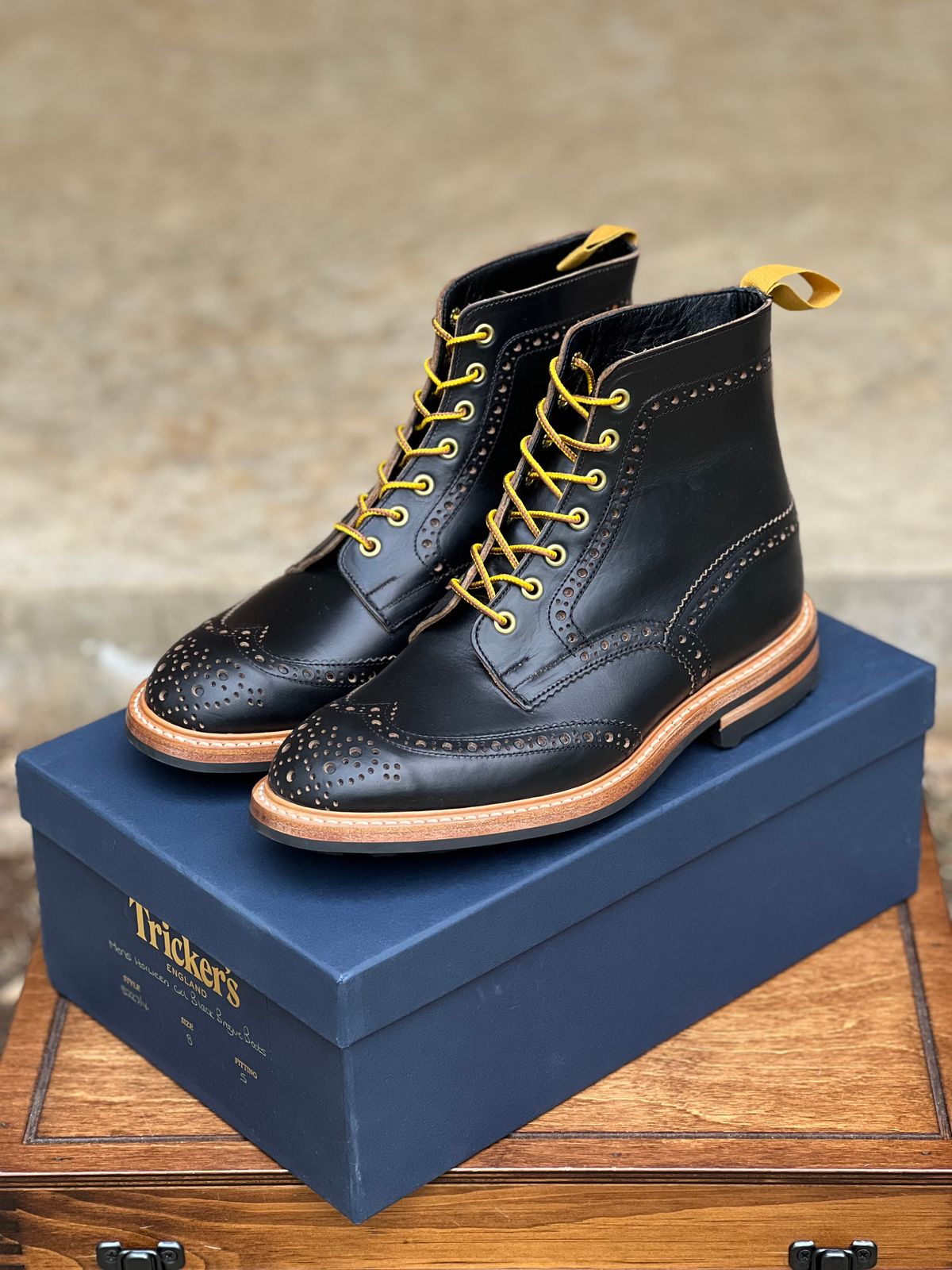 Photo by itsyaboisqueak on August 29, 2025 of the Tricker's Stow Country Boot in Horween Black Chromexcel.